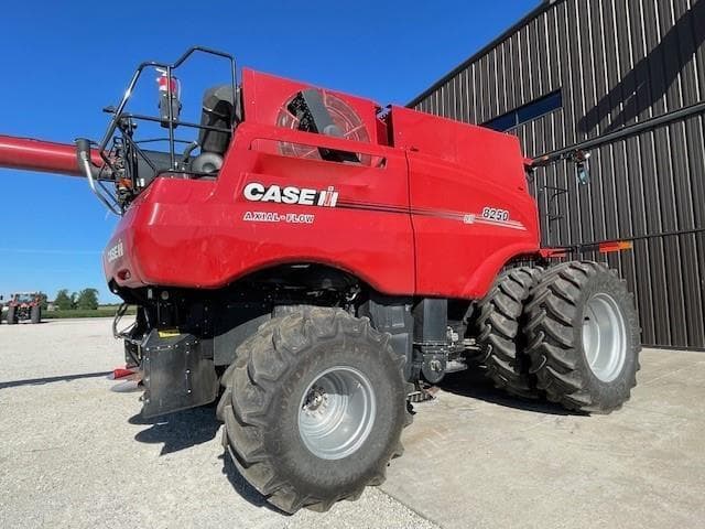 Image of Case IH 8250 equipment image 4
