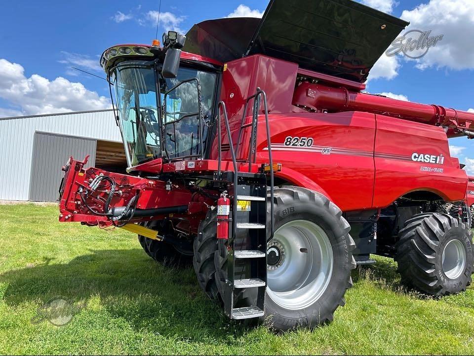 Image of Case IH 8250 Primary image