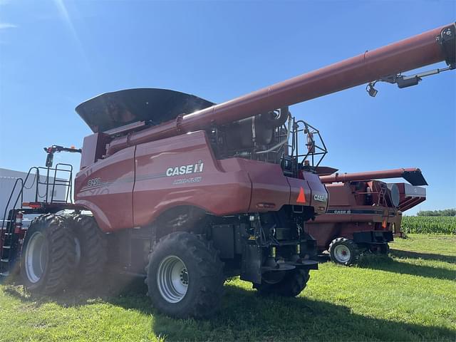 Image of Case IH 8250 equipment image 1