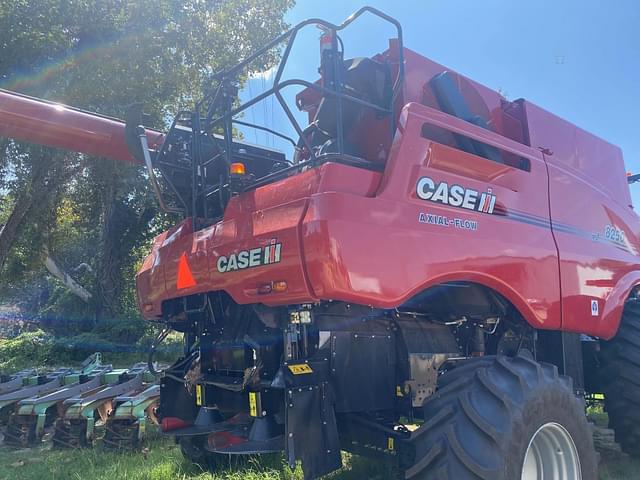 Image of Case IH 8250 equipment image 3