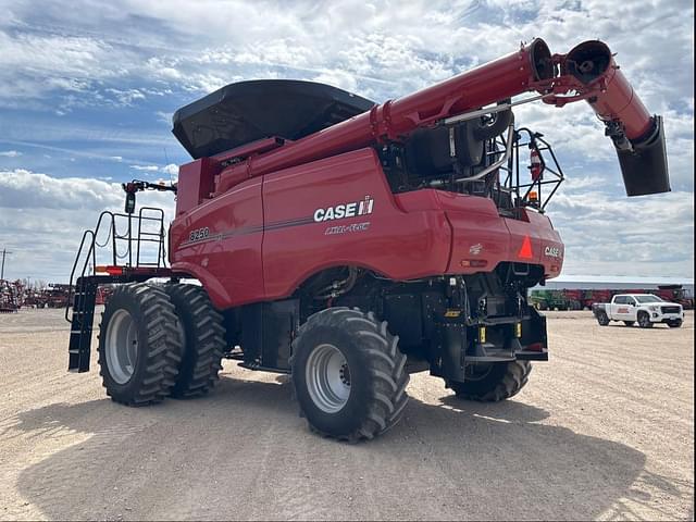 Image of Case IH 8250 equipment image 4