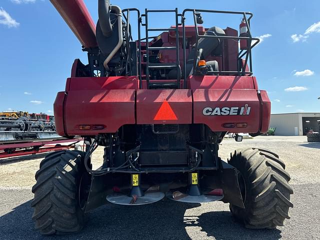 Image of Case IH 8250 equipment image 3