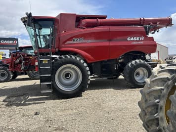 Main image Case IH 8250