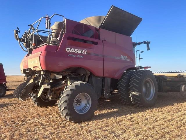 Image of Case IH 8250 equipment image 4