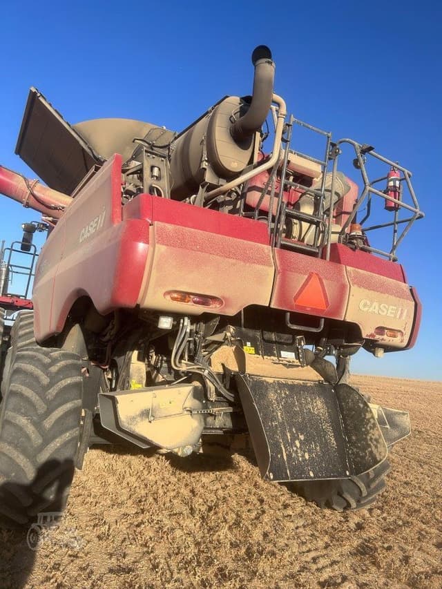 Image of Case IH 8250 equipment image 3