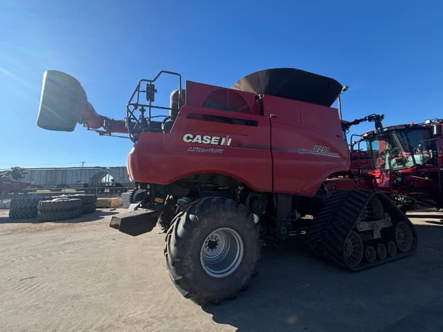 Image of Case IH 8250 equipment image 1