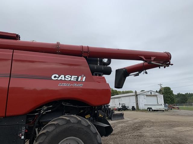 Image of Case IH 8250 equipment image 4