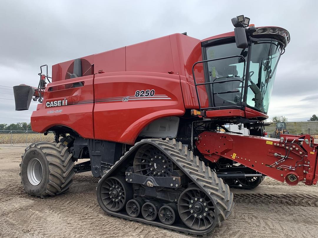 Image of Case IH 8250 Primary image