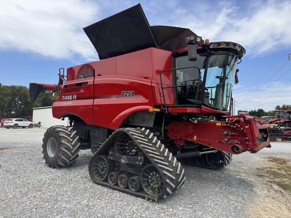 2021 Case IH 8250 Equipment Image0