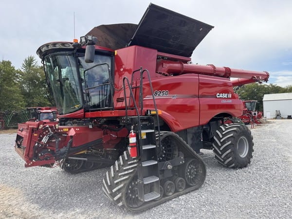 2021 Case IH 8250 Equipment Image0