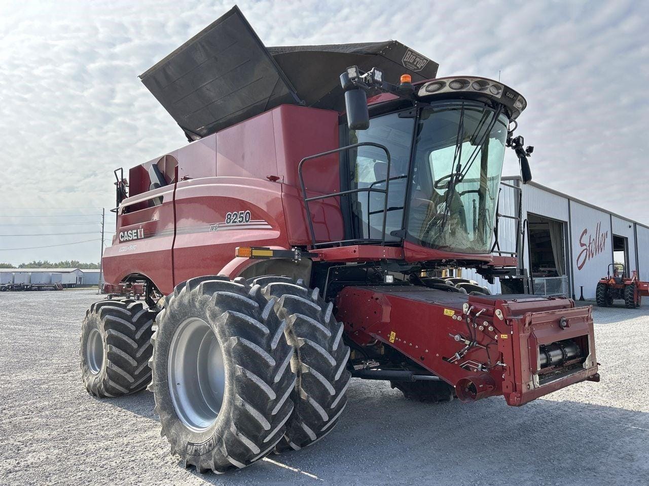2021 Case IH 8250 Equipment Image0