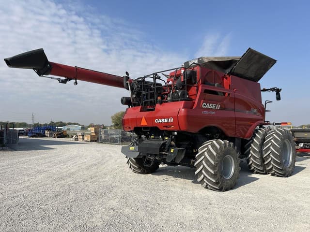 Image of Case IH 8250 equipment image 2