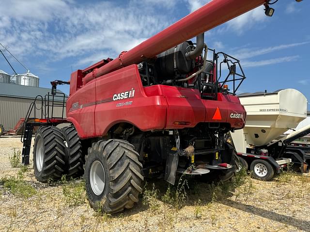 Image of Case IH 8250 equipment image 2