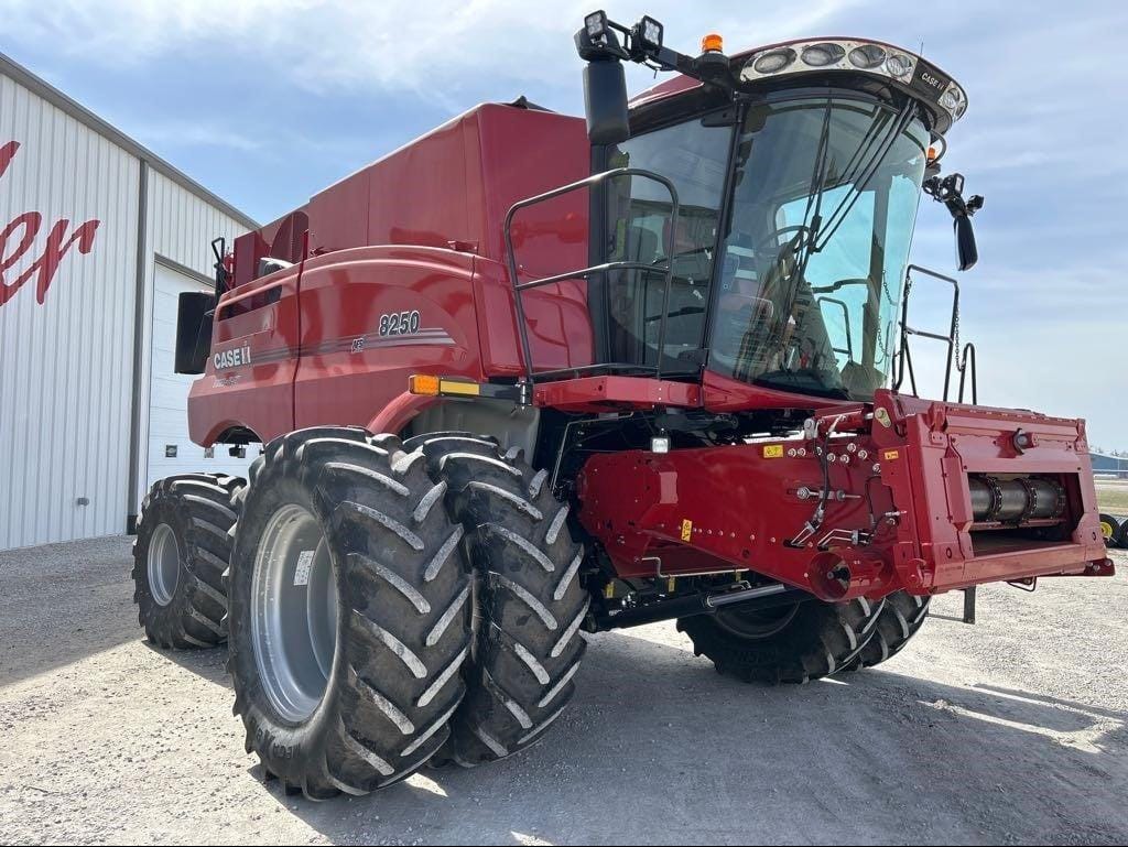 2021 Case IH 8250 Equipment Image0