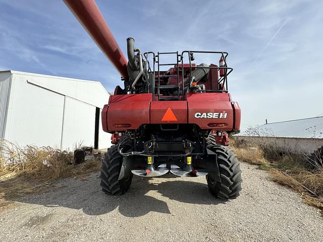 Image of Case IH 8250 equipment image 2