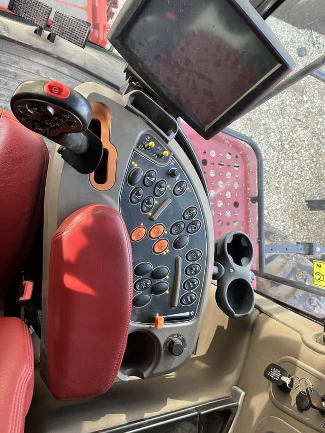 Image of Case IH 8250 equipment image 4