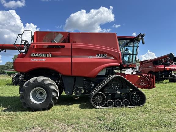 Image of Case IH 8250 equipment image 4