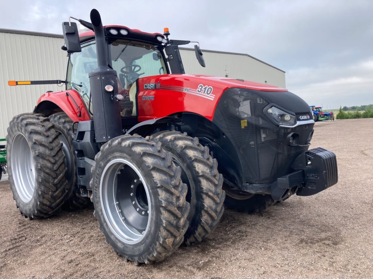 2021 Case IH Magnum 310 Image