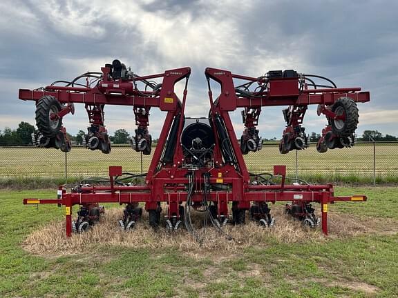 Image of Case IH 2130 equipment image 4