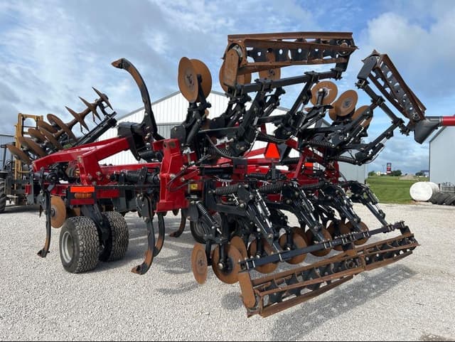 Image of Case IH Ecolo-Tiger 875 equipment image 4