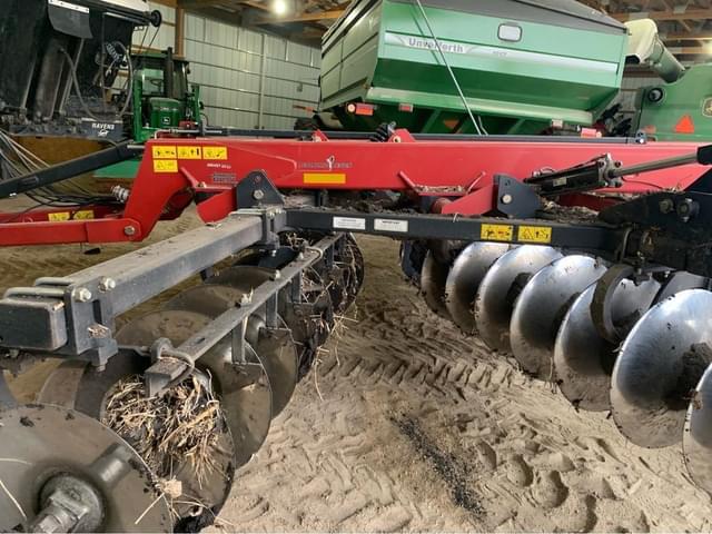 Image of Case IH Ecolo-Tiger 875 equipment image 3