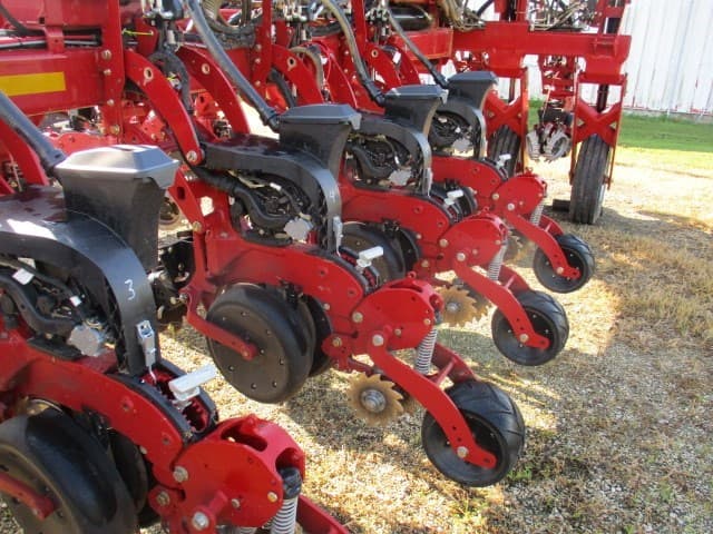 Image of Case IH 2150 equipment image 4