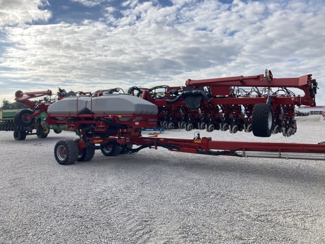Image of Case IH 2140 equipment image 1