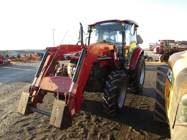 Image of Case IH Farmall 65C equipment image 1