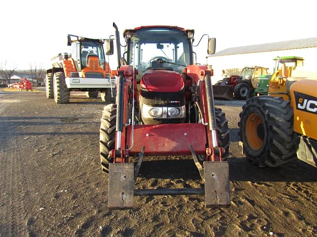 Image of Case IH Farmall 65C equipment image 2