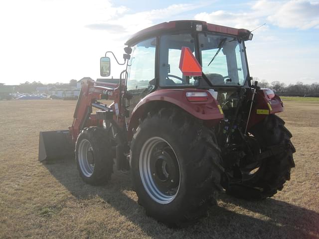 Image of Case IH Farmall 75C equipment image 3