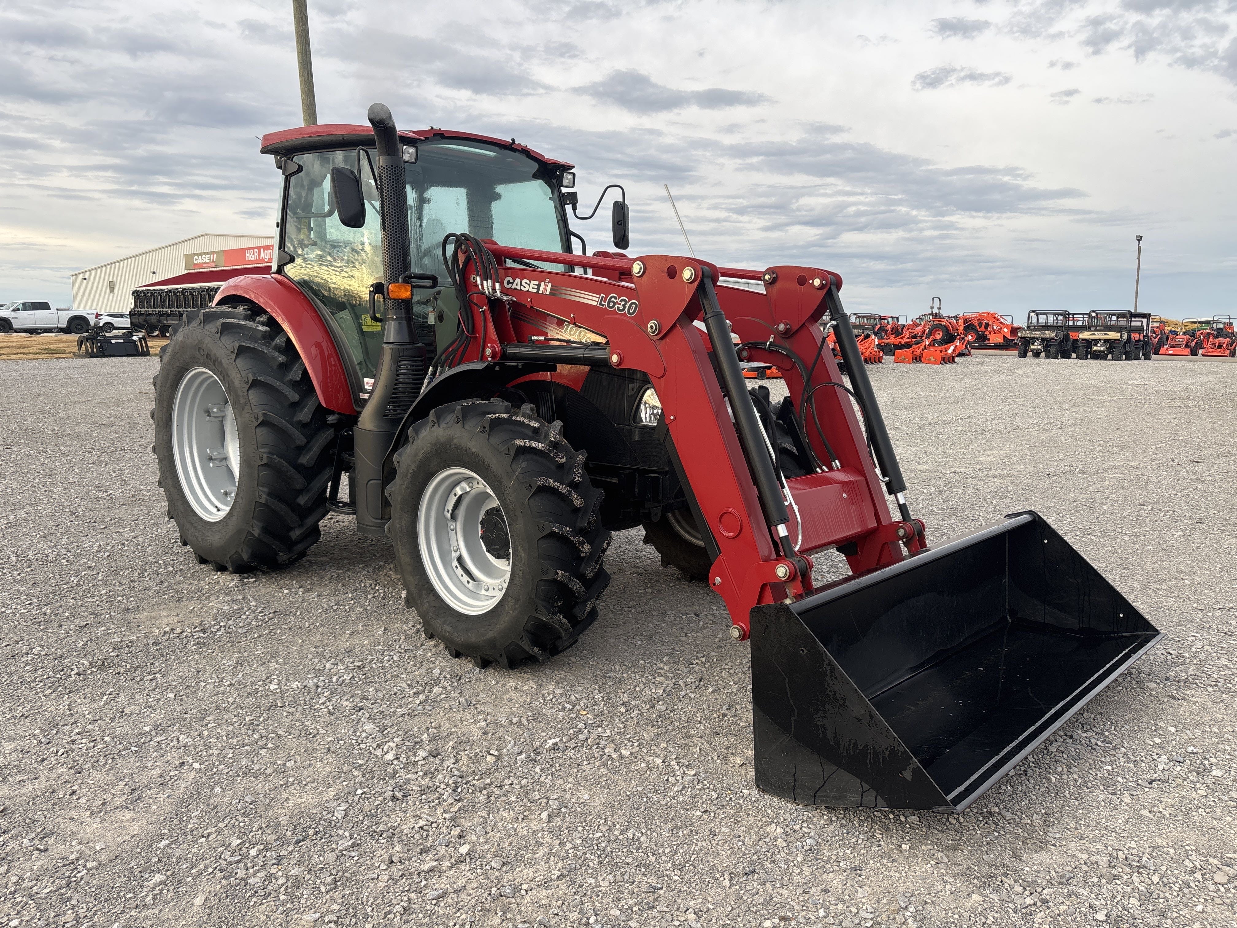 2021 Case IH Farmall 100C Equipment Image0