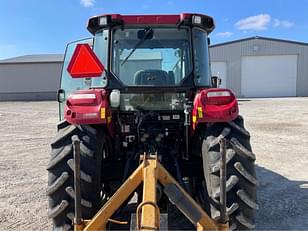 Main image Case IH Farmall 100C 4