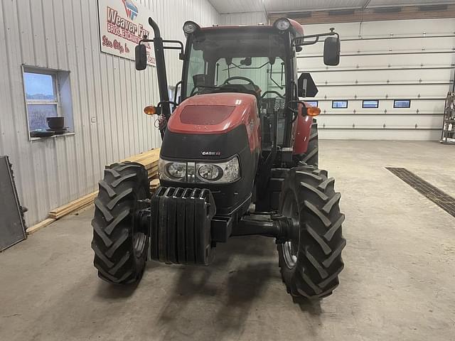 Image of Case IH Farmall 105A equipment image 3