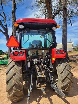 Image of Case IH Farmall 105A equipment image 4