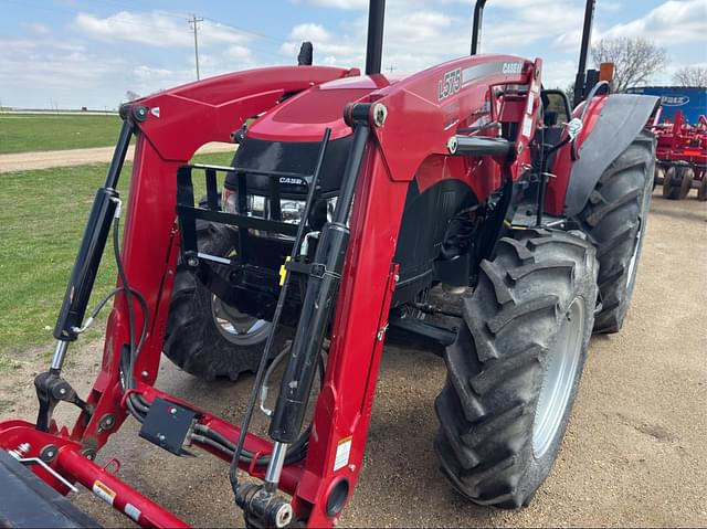 Image of Case IH Farmall 105A equipment image 2