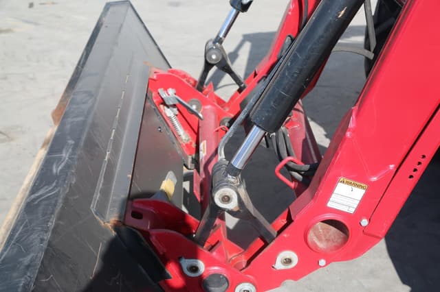 Image of Case IH Farmall 105A equipment image 3