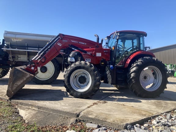 Main image Case IH Farmall 110A