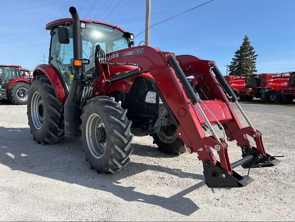 Image of Case IH Farmall 110C Primary image