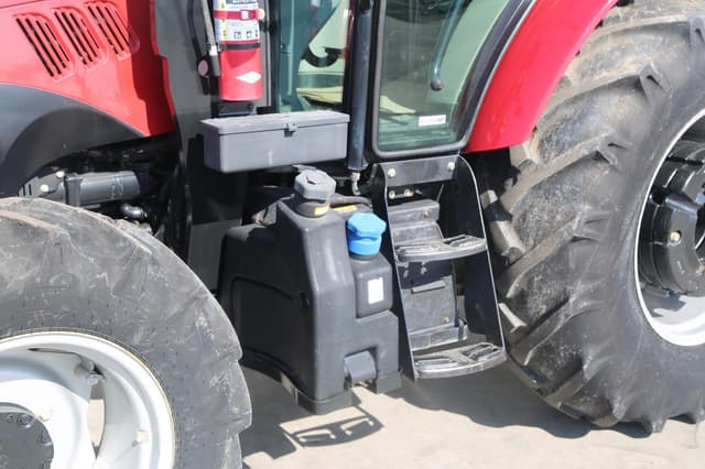 Image of Case IH Farmall 115A equipment image 1