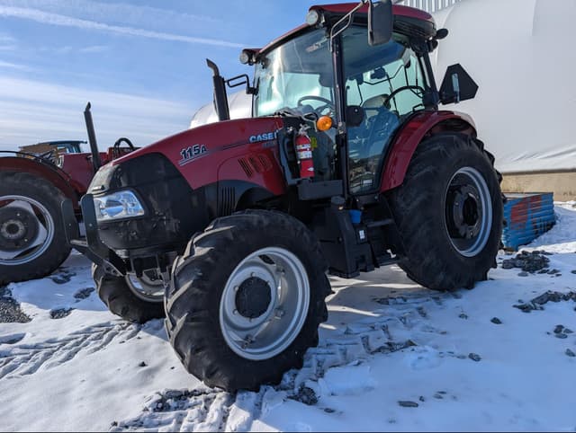 Image of Case IH Farmall 115A equipment image 1