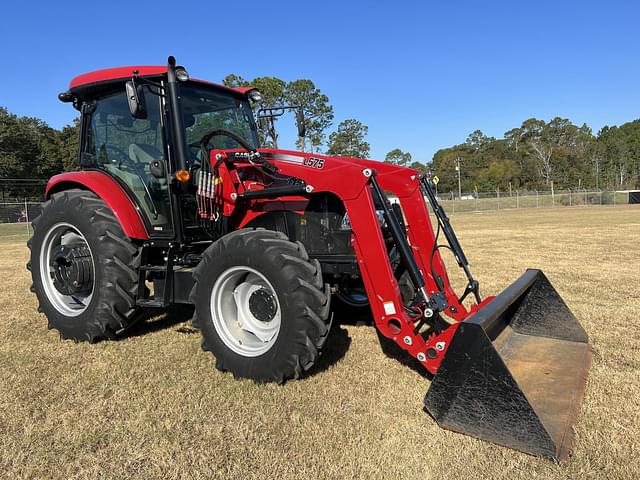 Image of Case IH Farmall 115A equipment image 3