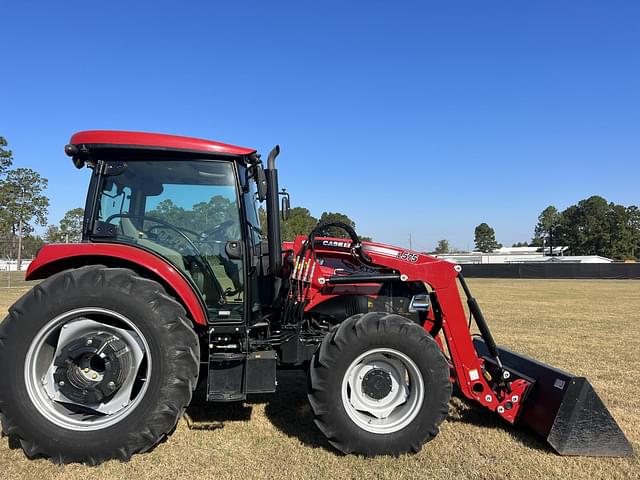 Image of Case IH Farmall 115A equipment image 4