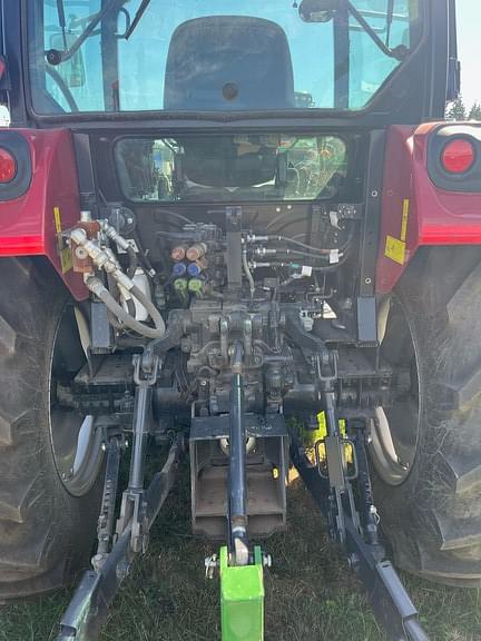 Image of Case IH Farmall 115A equipment image 3