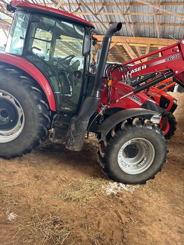 Image of Case IH Farmall 120C equipment image 1