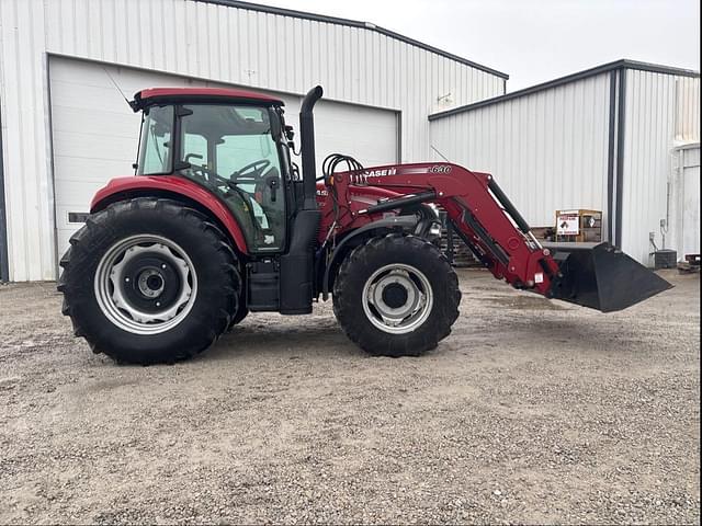 Image of Case IH Farmall 120C equipment image 1