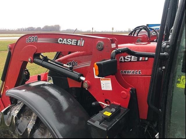 Image of Case IH Farmall 120C equipment image 1