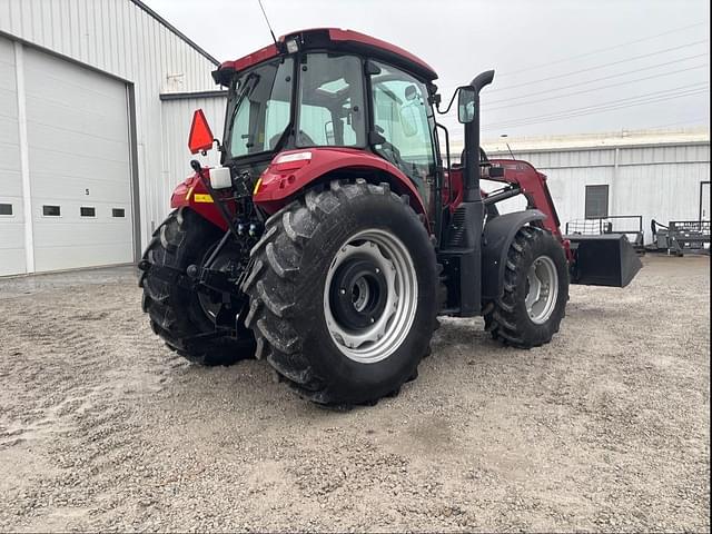 Image of Case IH Farmall 120C equipment image 2