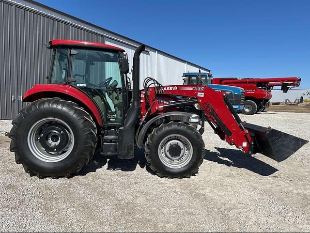 Image of Case IH Farmall 120C equipment image 1