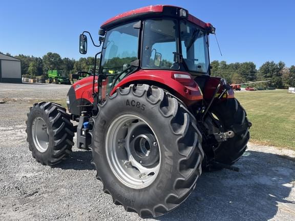 Image of Case IH Farmall 120C equipment image 2