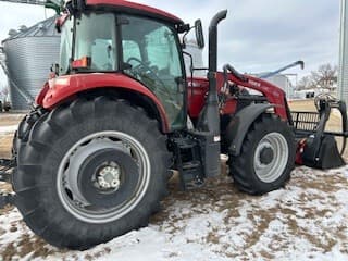 Image of Case IH Farmall 140A equipment image 2